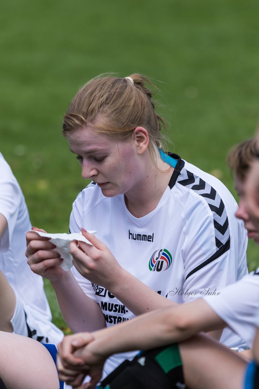 Bild 200 - Frauen SV Henstedt Ulzburg 3 - Bramfeld 3 : Ergebnis: 5:1